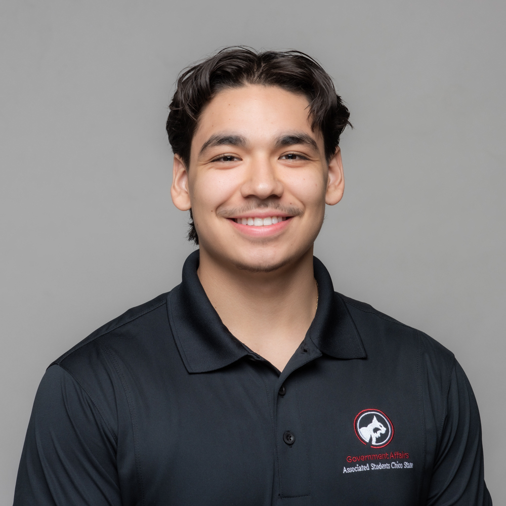 Headshot of Ricardo Hernandez Serrano
